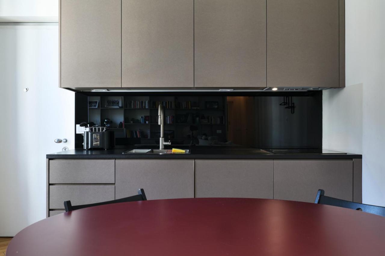 Brera Luxury Apartment Milan Bagian luar foto